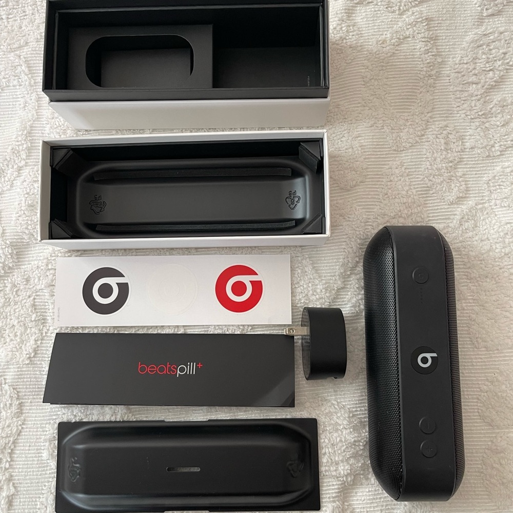 Beats Pill+ Speaker